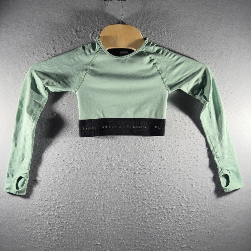 3071 | Gymshark Illumination Seamless Crop Top Sage Green Womens XS